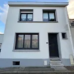 Дом отдыха La De - Maison 3 & Jardin A 2 Pas De La *