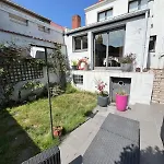 Дом отдыха La De - Maison 3 & Jardin A 2 Pas De La *
