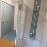 La De - Maison 3 & Jardin A 2 Pas De La * جرافيلين