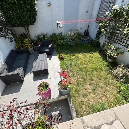 La De - Maison 3 & Jardin A 2 Pas De La *